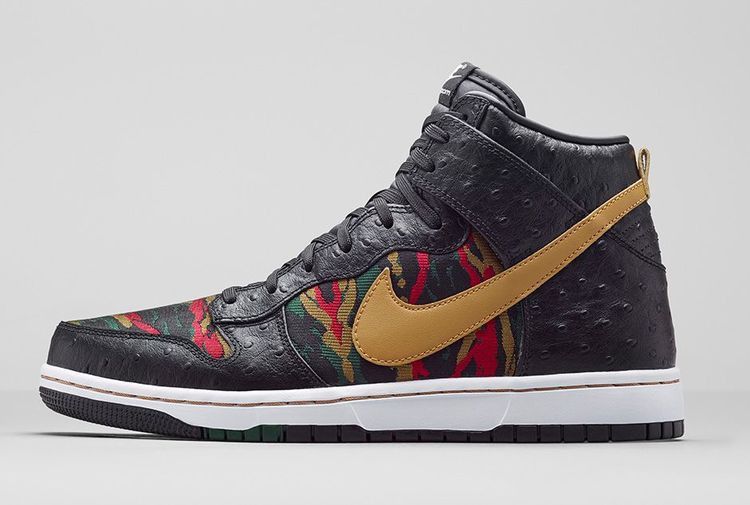 Nike Dunk CMFT Tiger Camo