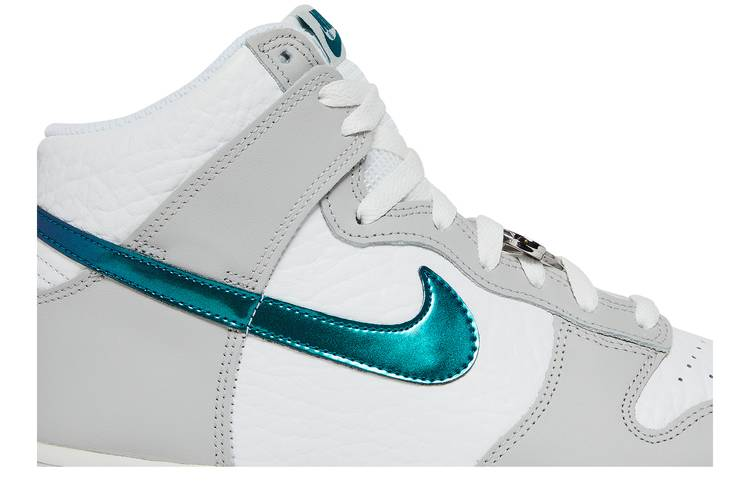 Nike Dunk High FLS (Women's)
