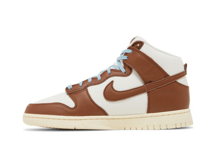 Nike Dunk High PRM Vintage Pecan Sail