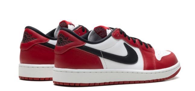 Air Jordan 1 Retro Low OG 'Chicago' Sneakers (2025) | HQ6998-600